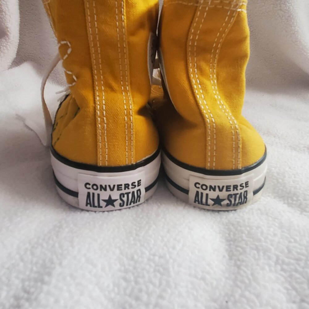 Converse Chuck Taylor high tops yellow women 8 men 6 with embroidery - Picture 6 of 9